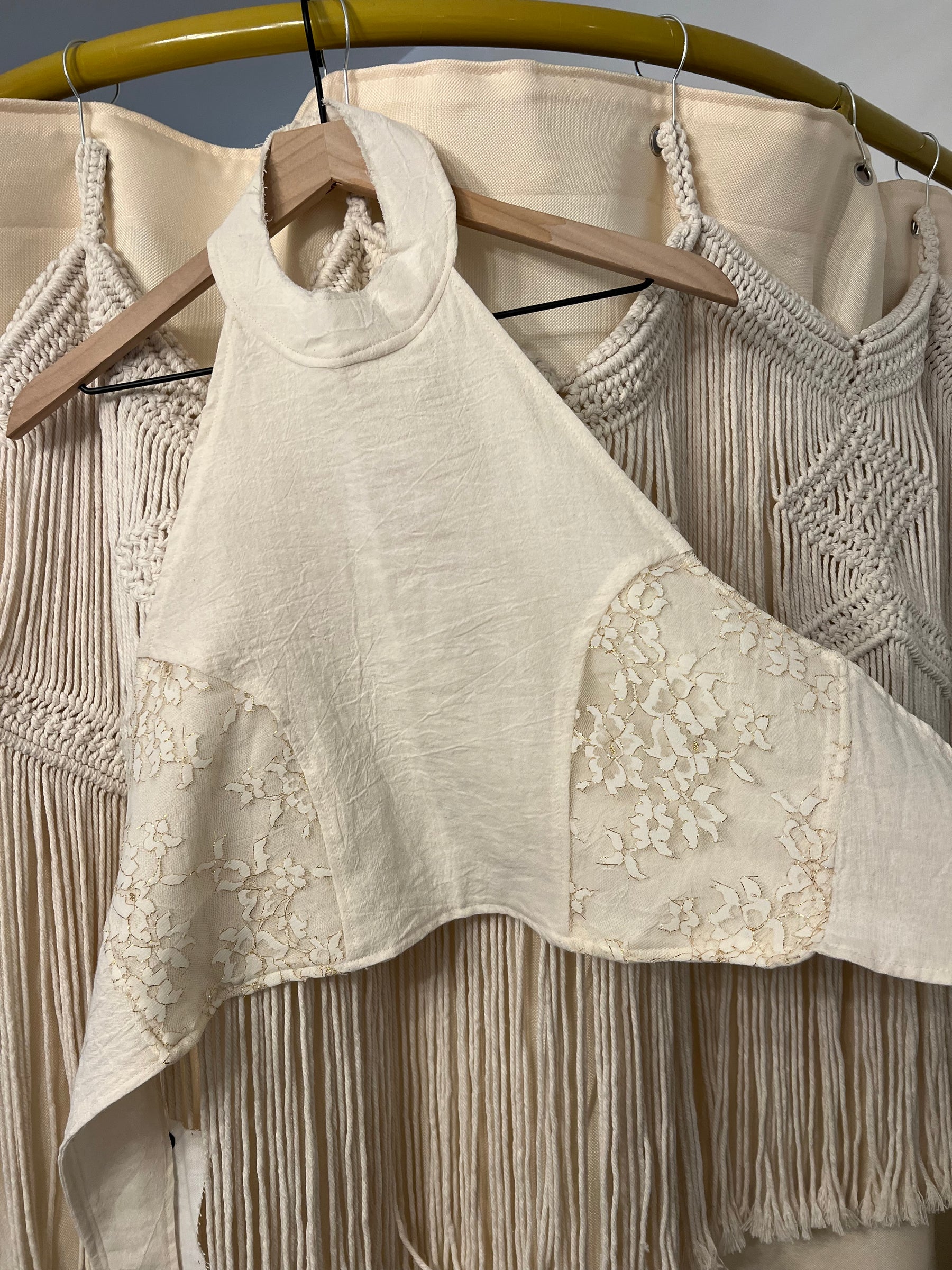 Alma Halter Top lace