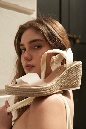 Anna Clear Wedges