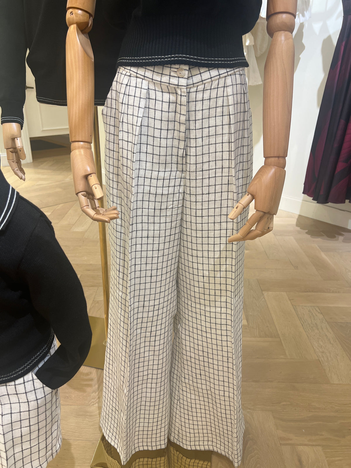 Woman Pants